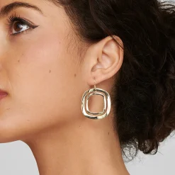Circular Wavy Open Shape Drop Earrings