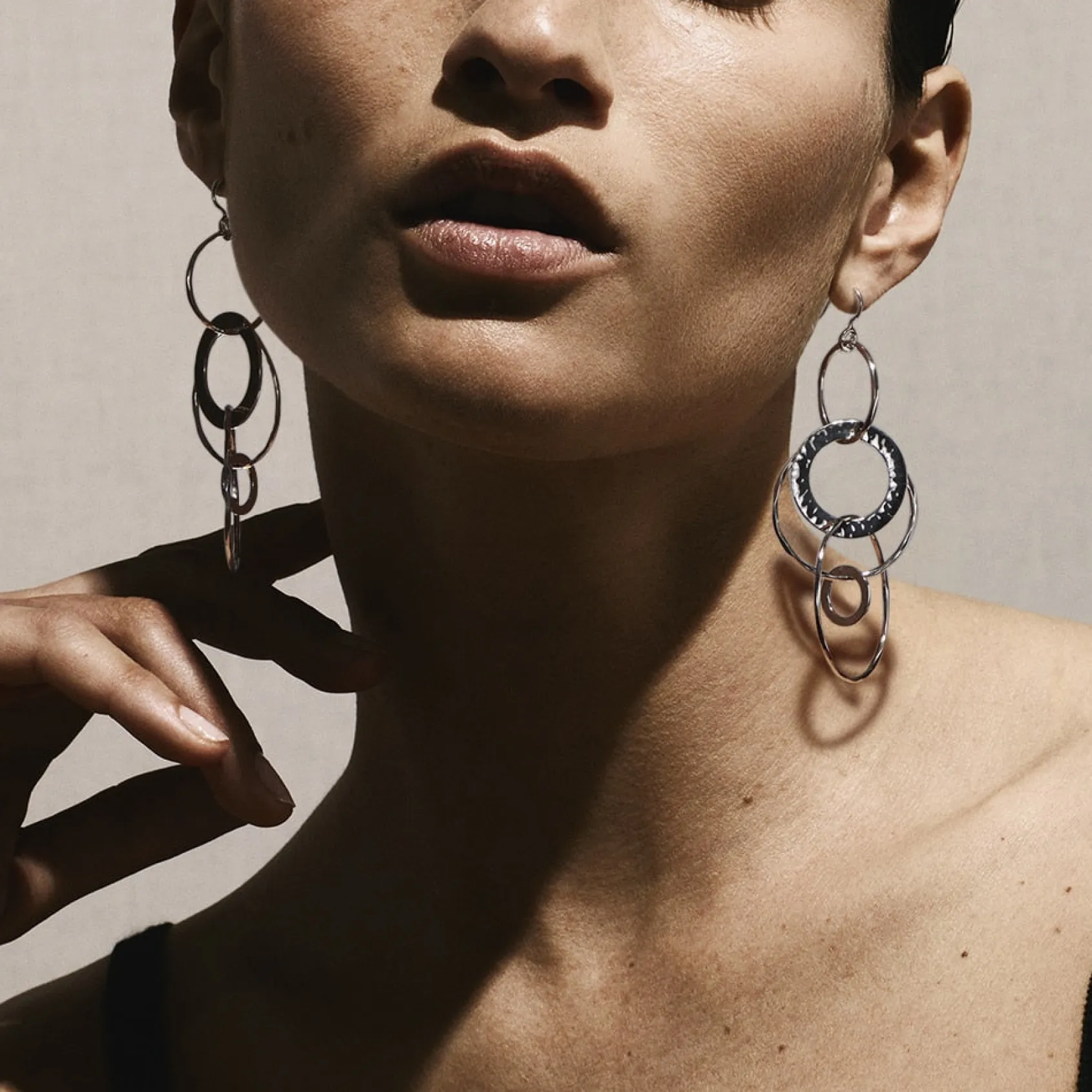 Jumbo Hammered Jet Set Earrings