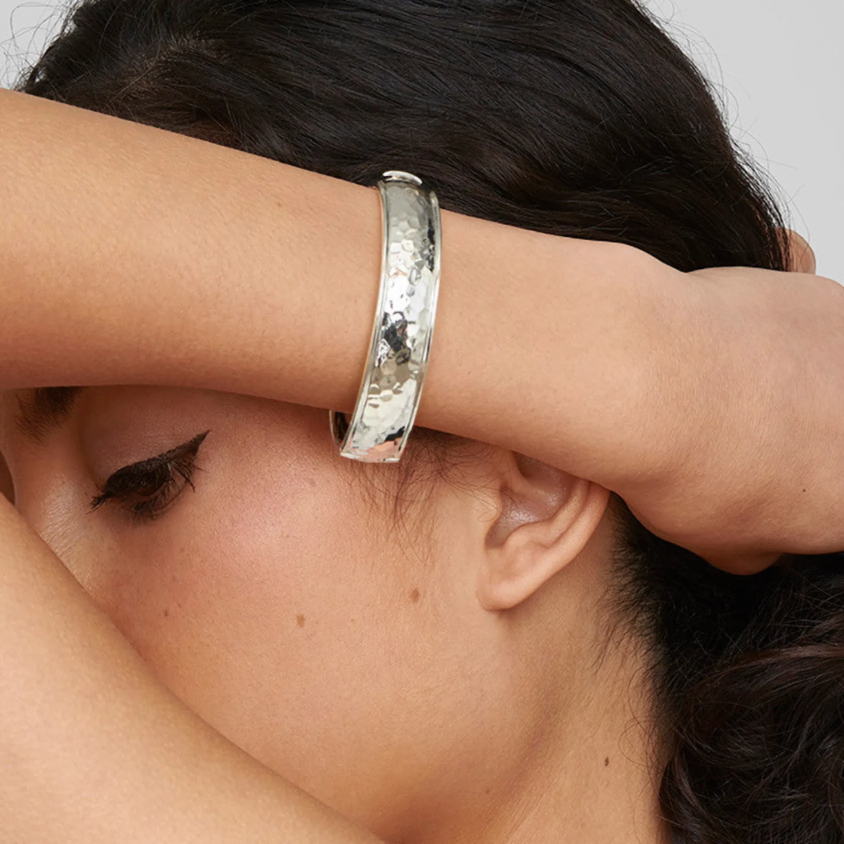 Medium Goddess Hinged Bangle