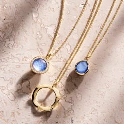 Short Mini Wavy Circle Pendant Necklace